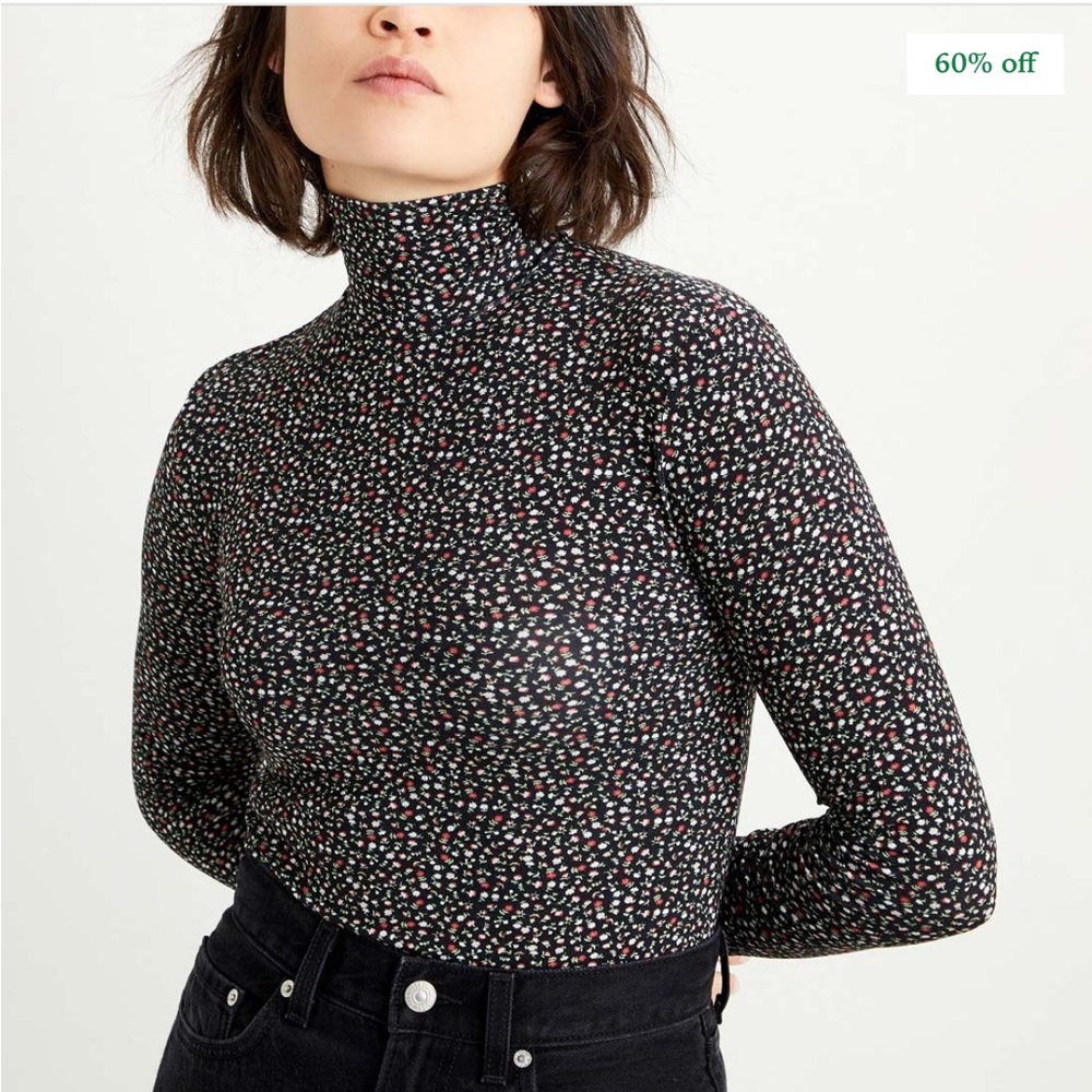 Levi's Louie Turtleneck Bodysuit. Garden ditzy caviar print. Size M